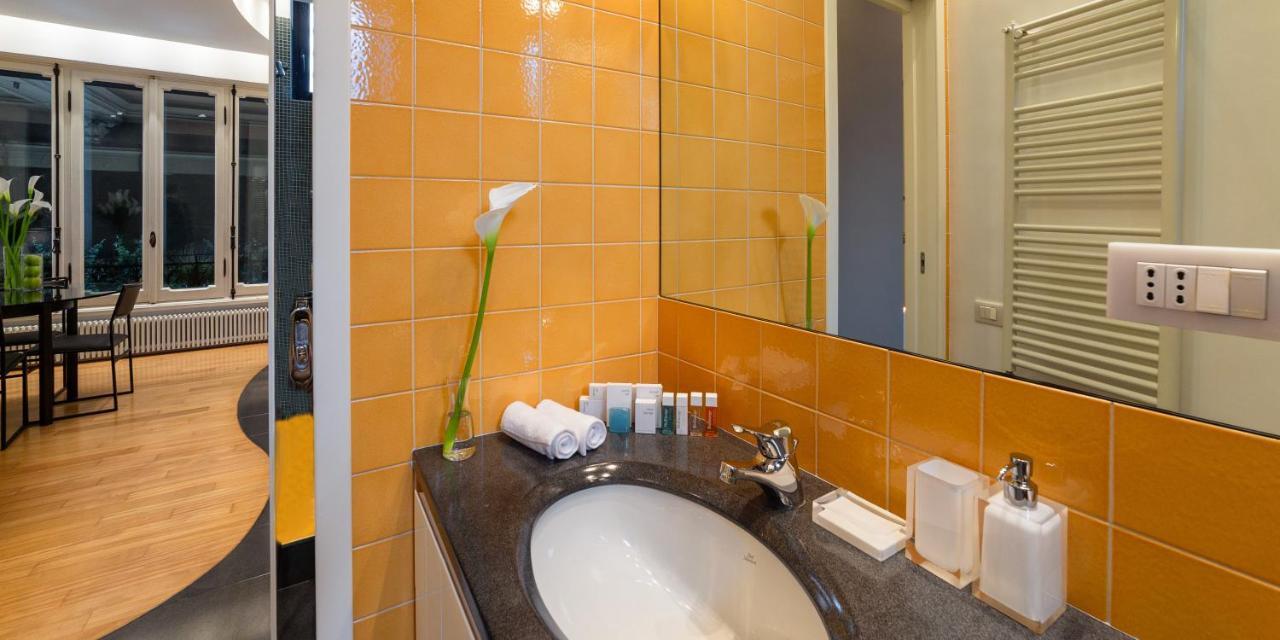 Suite Augustus - Free Parking เจนัว ภายนอก รูปภาพ